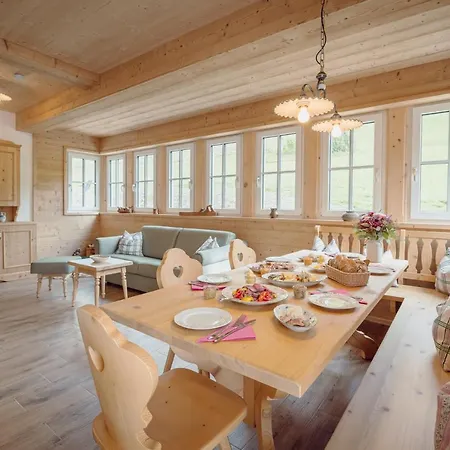 Apartahotel Narzissendorf Zloam - Ferien & Abenteuer Am Grundlsee