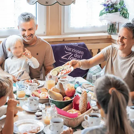 Narzissendorf Zloam - Ferien & Abenteuer Am Apartahotel