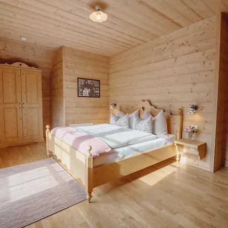 Narzissendorf Zloam - Ferien & Abenteuer Am Apart-hotel Grundlsee