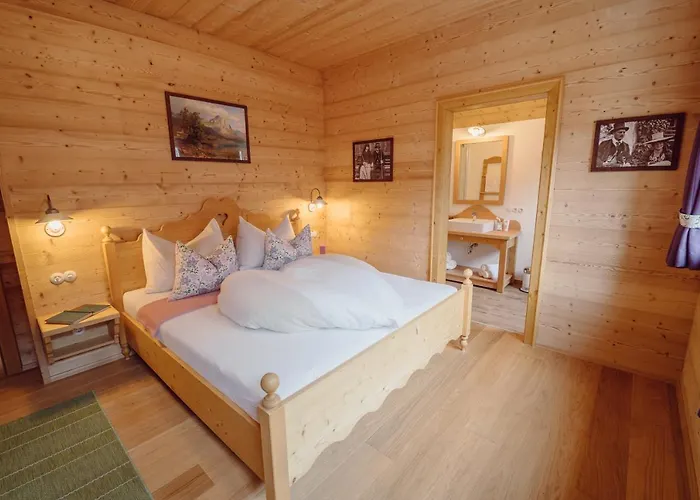 Narzissendorf Zloam - Ferien & Abenteuer Am Apartahotel Grundlsee