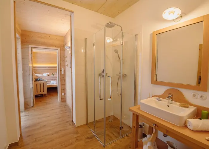 Narzissendorf Zloam - Ferien & Abenteuer Am Aparthotel Grundlsee