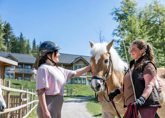 Narzissendorf Zloam - Ferien & Abenteuer Am 4* Grundlsee